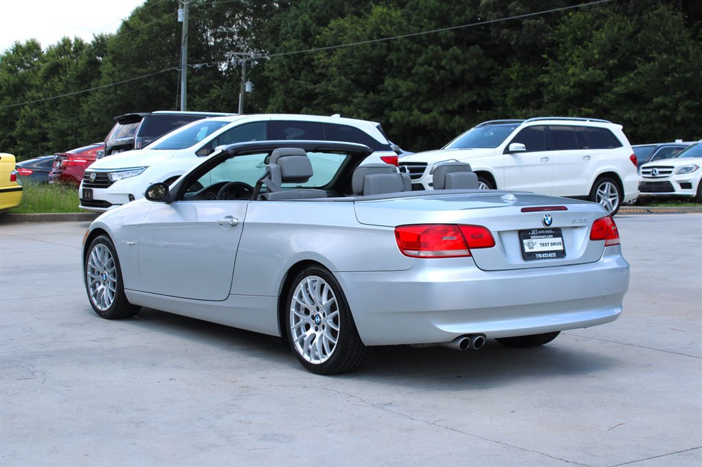 Used 2009 BMW 328i Convertible image 8