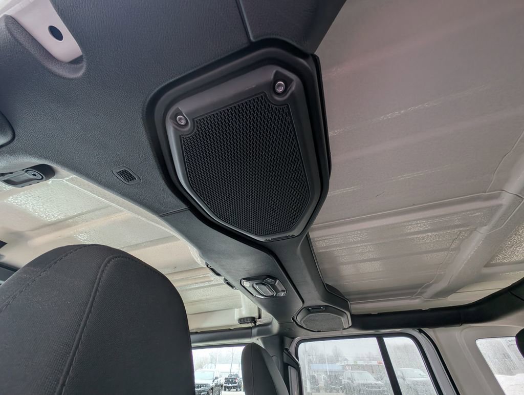 Used 2023 Jeep Wrangler Sahara image 19