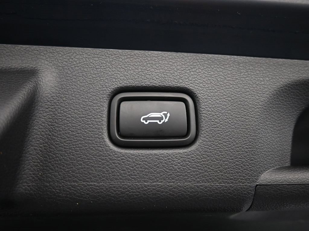 Used 2024 Hyundai Palisade Calligraphy image 24