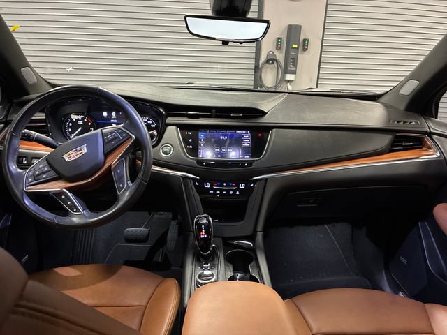 Certified 2023 Cadillac XT5 Premium Luxury w/ Technology Package FWD image 12