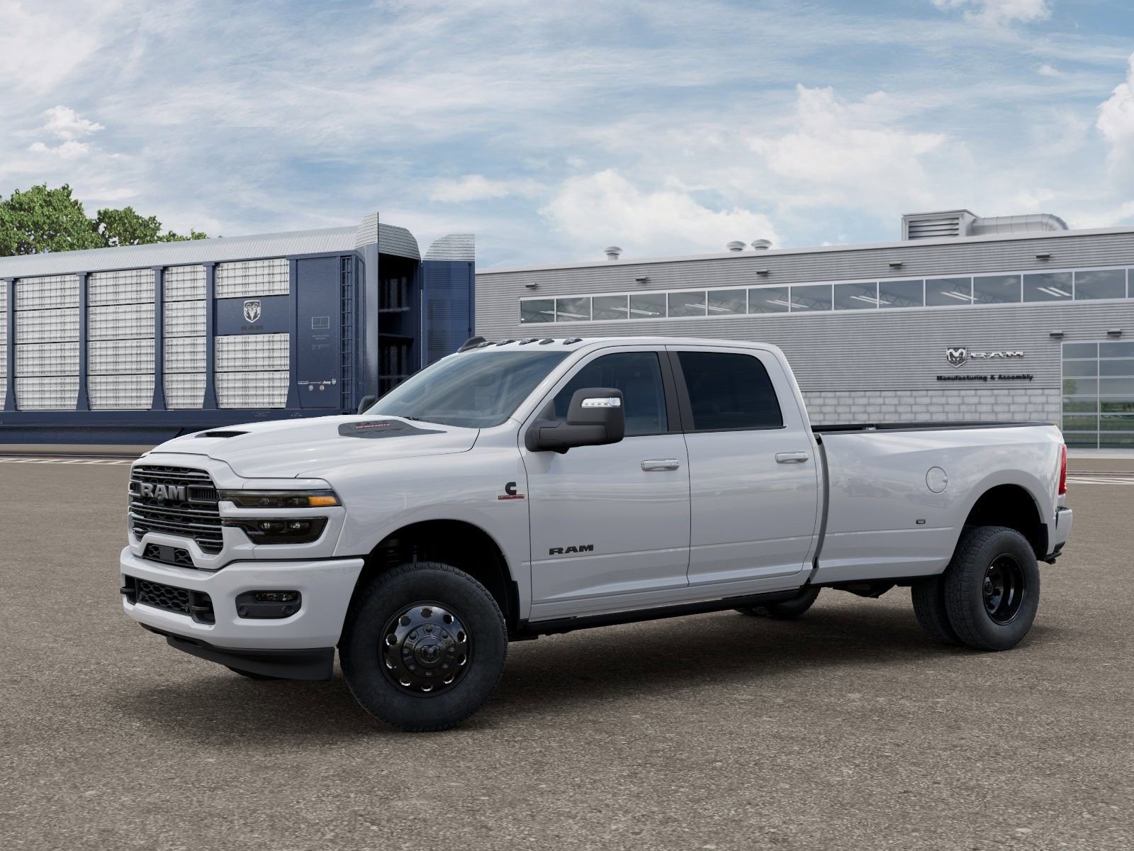 New 2026 RAM 3500 Laramie AWD/4WD image 5