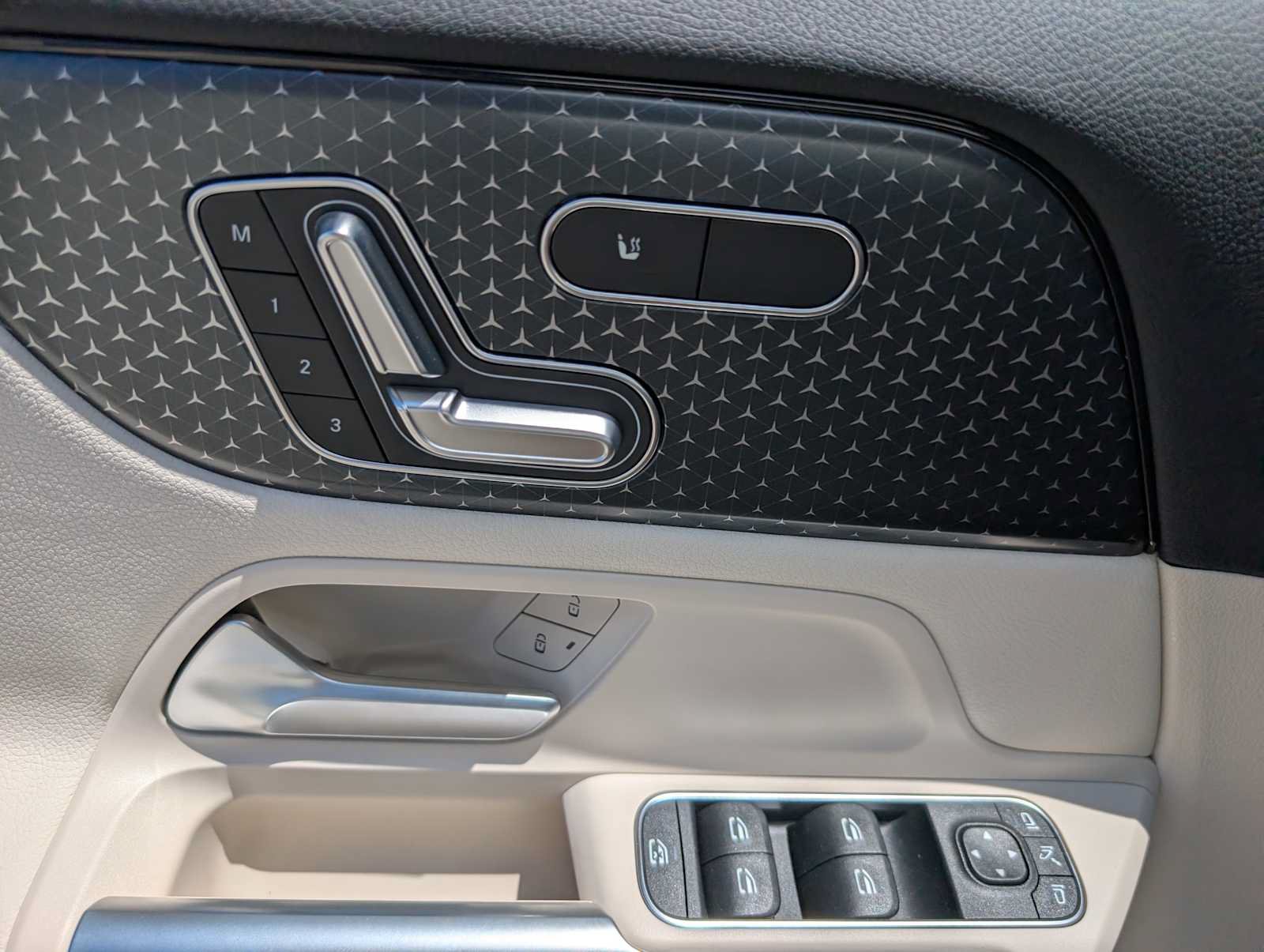New 2026 Mercedes-Benz GLA 250 4MATIC image 28