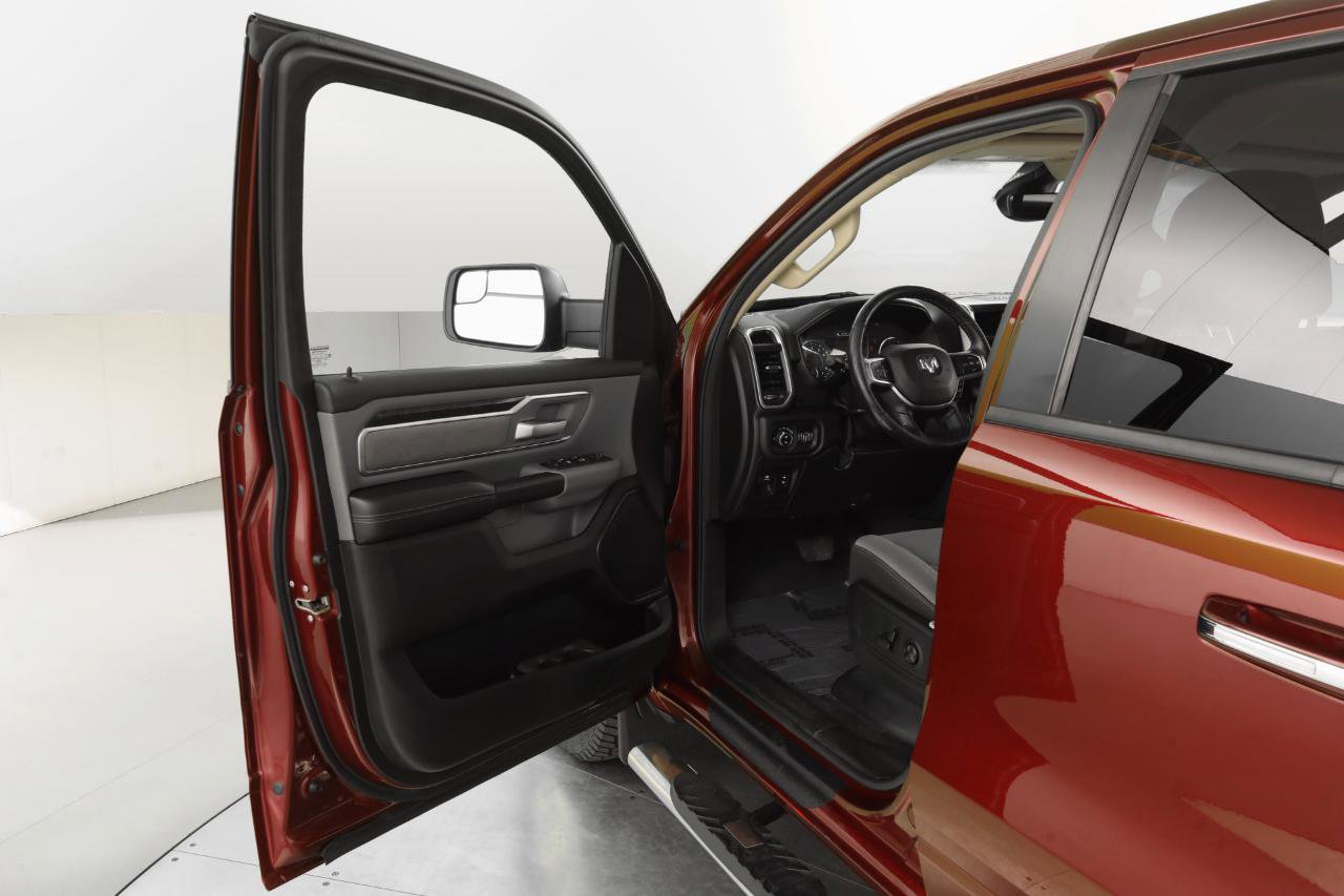 Used 2019 RAM 1500 Big Horn AWD/4WD image 10