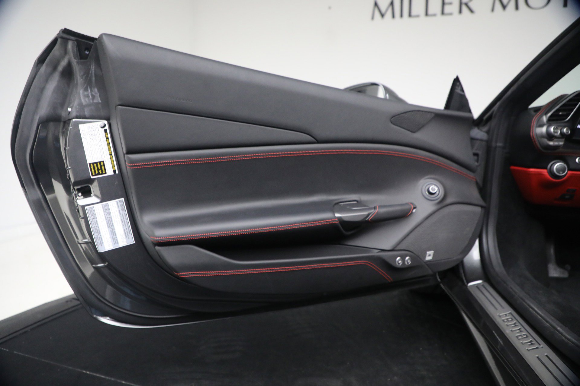 Certified 2018 Ferrari 488 Spider image 34