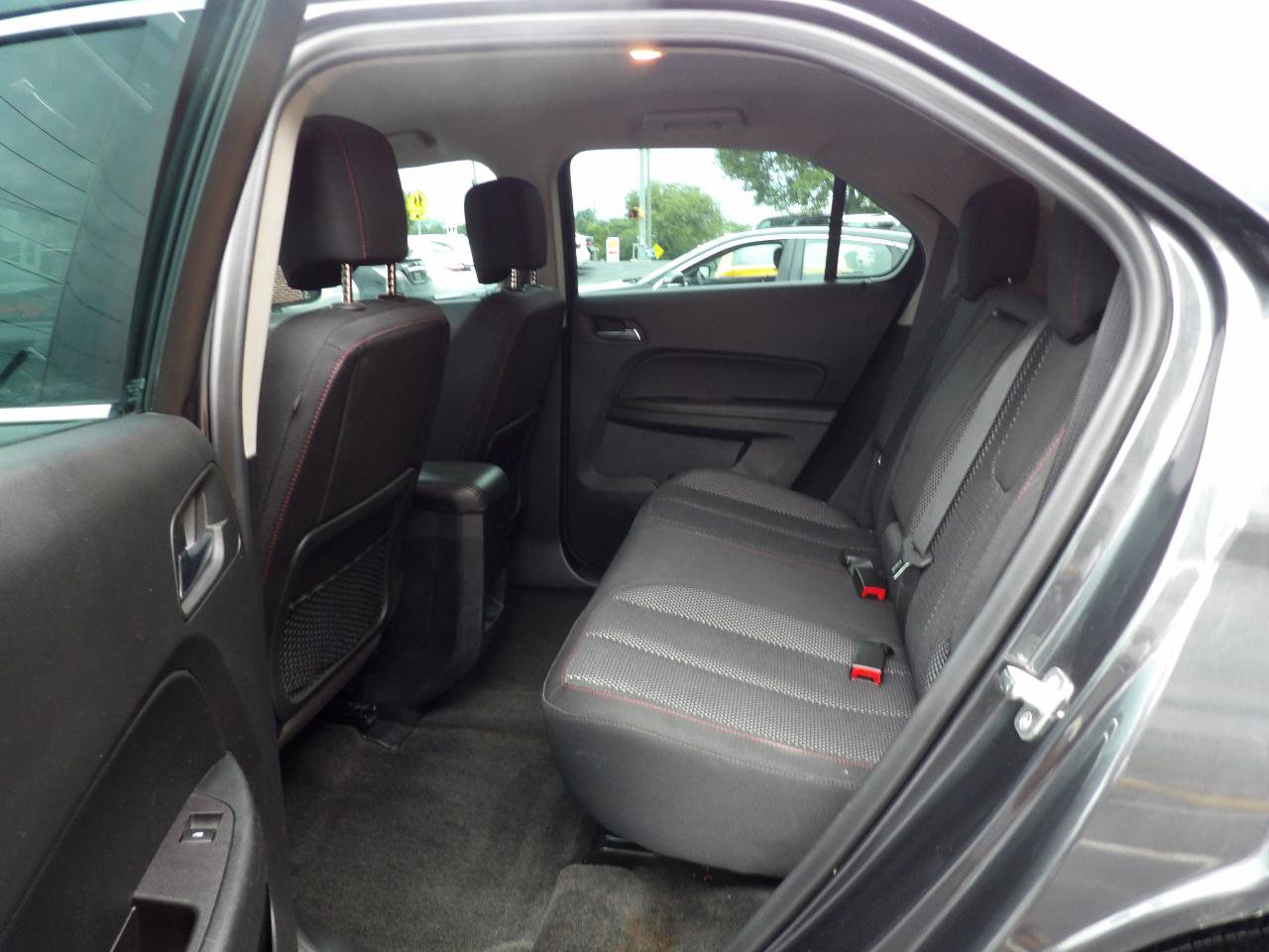 Used 2017 Chevrolet Equinox LS image 16