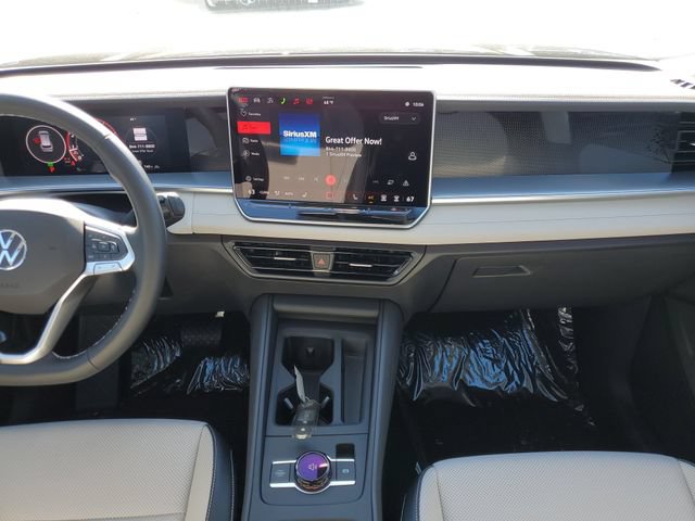 New 2026 Volkswagen Tiguan SE AWD/4WD image 14
