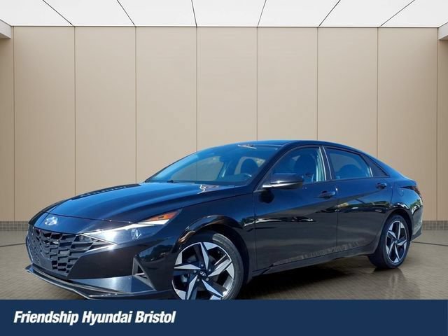 Used 2023 Hyundai Elantra SEL w/ Convenience Package