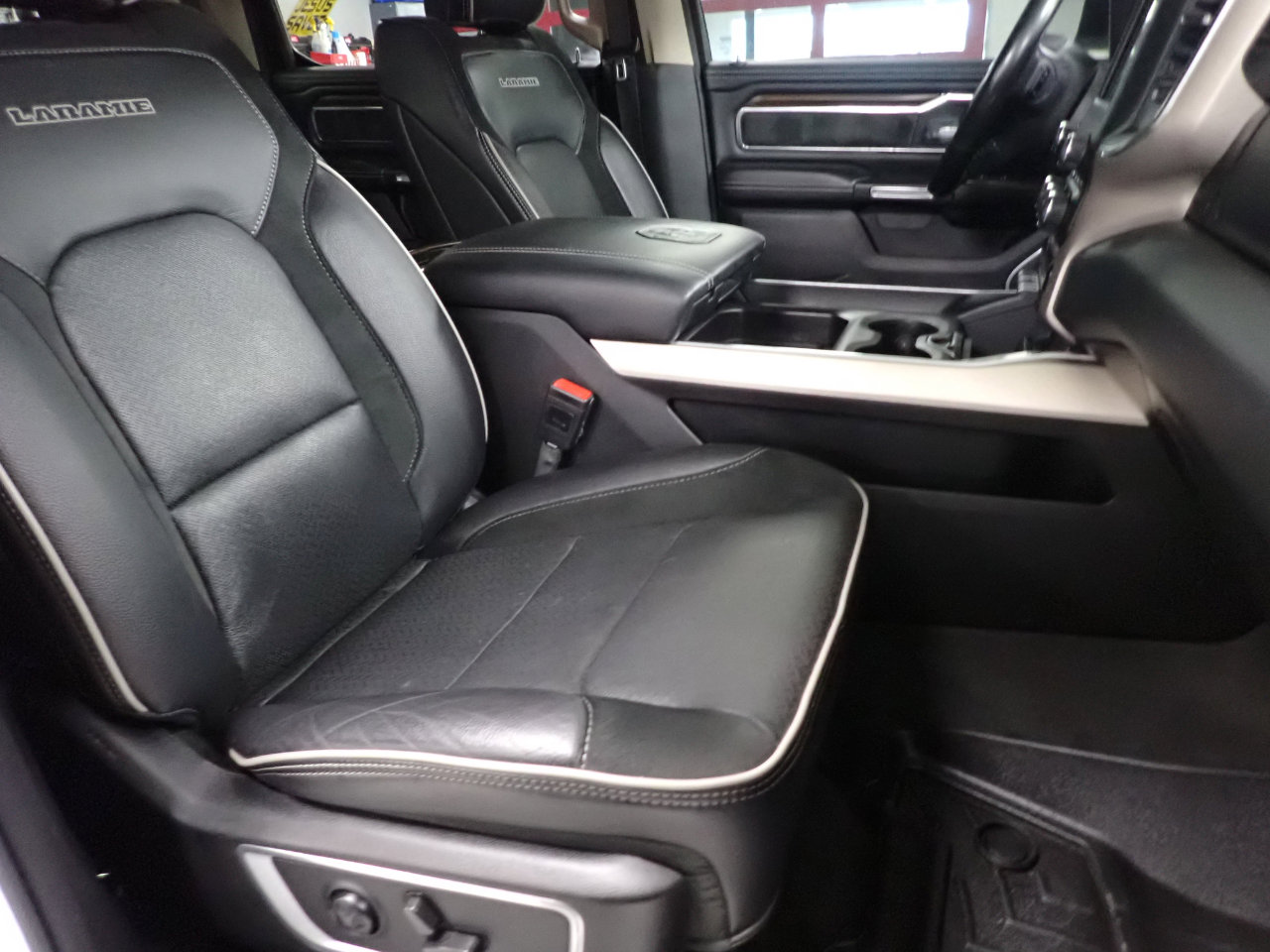 Used 2021 RAM 1500 Laramie image 5