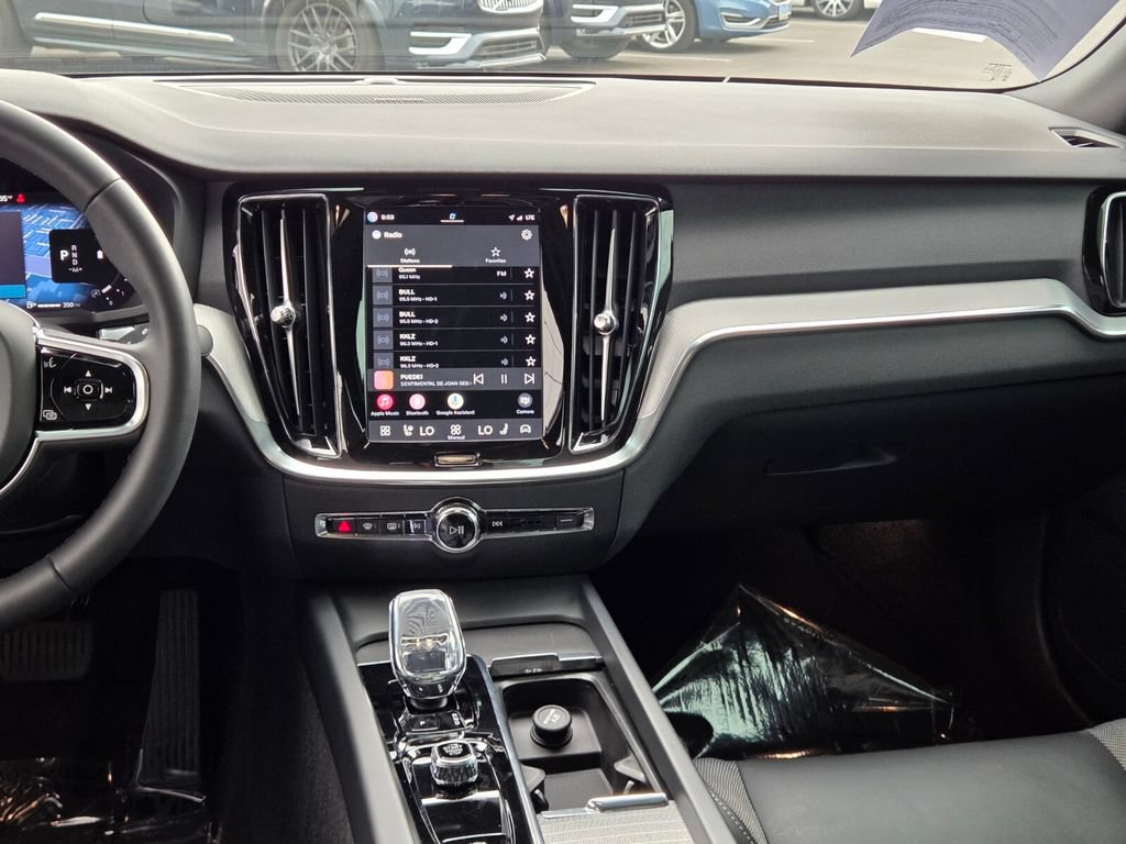 Certified 2024 Volvo S60 B5 Plus w/ Climate Package AWD/4WD image 18