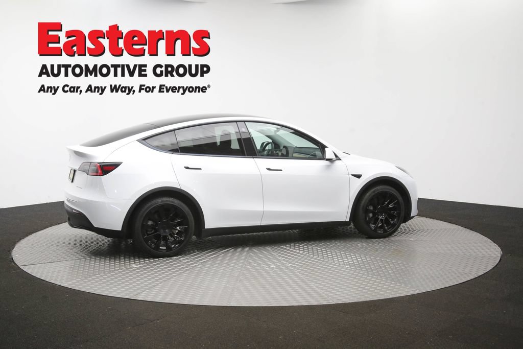 Used 2021 Tesla Model Y Long Range AWD/4WD image 37