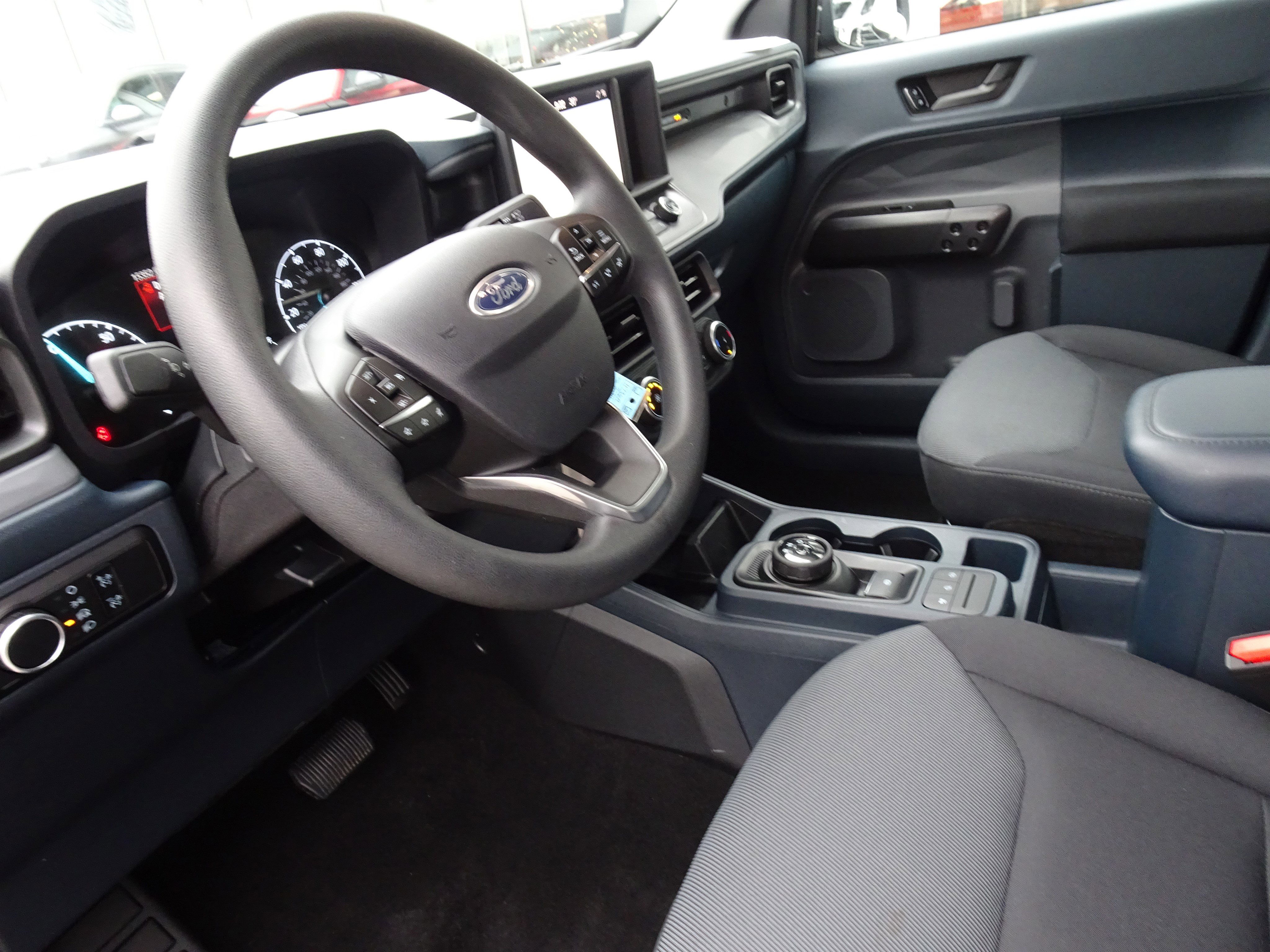 Used 2024 Ford Maverick XL image 13