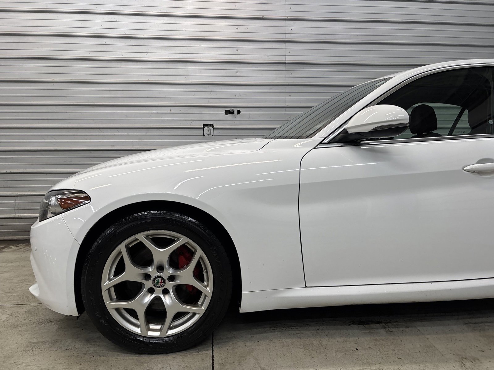 Used 2020 Alfa Romeo Giulia Ti image 4