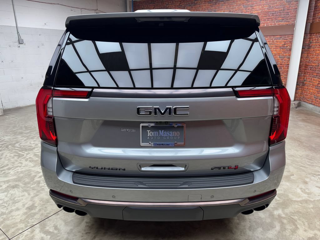 Used 2026 GMC Yukon AT4 Ultimate w/ LPO, Illumination Package AWD/4WD image 4