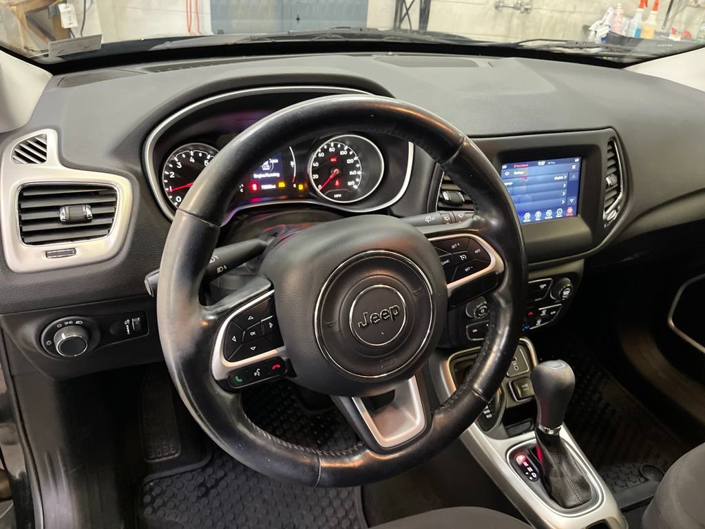 Used 2021 Jeep Compass Sport w/ Cold Weather Group AWD/4WD image 16
