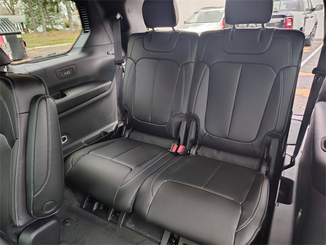 New 2025 Jeep Grand Cherokee L Limited w/ Black Appearance Package image 32