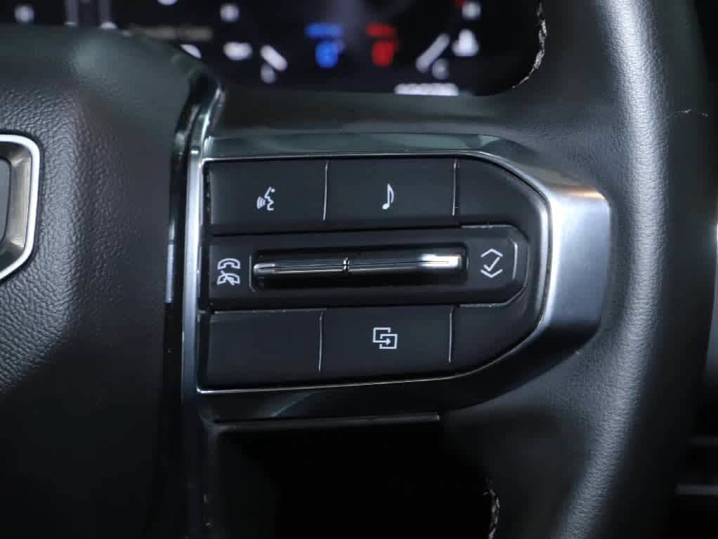 Used 2024 GMC Canyon Elevation w/ Elevation Premium Package AWD/4WD image 22