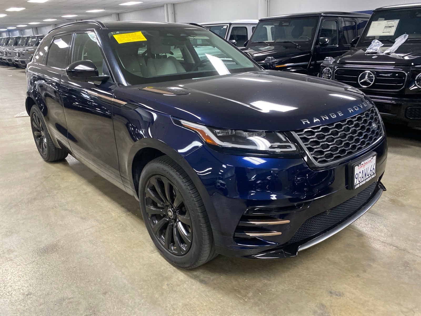 Used 2023 Land Rover Range Rover Velar R-Dynamic S AWD/4WD image 2