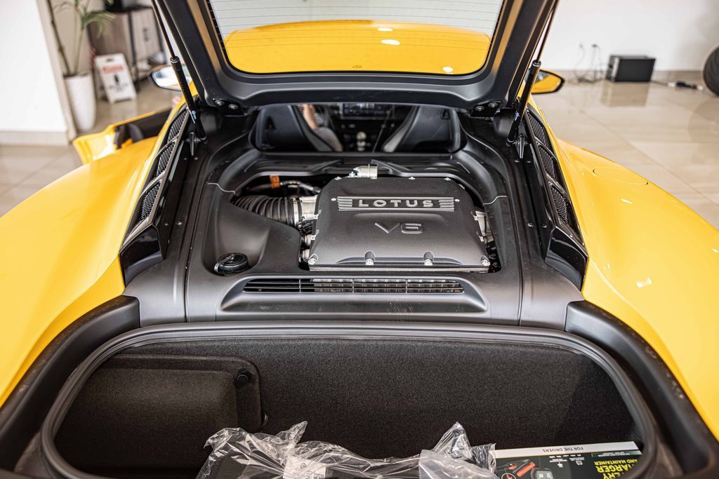 New 2025 Lotus Emira image 15