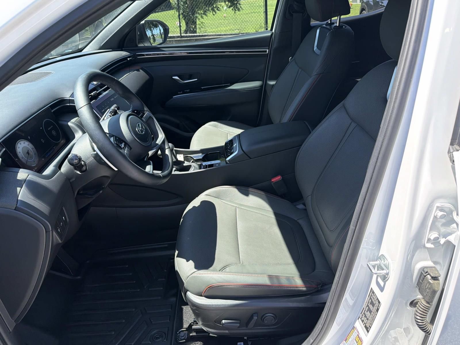 Used 2024 Hyundai Santa Cruz Limited AWD/4WD image 9