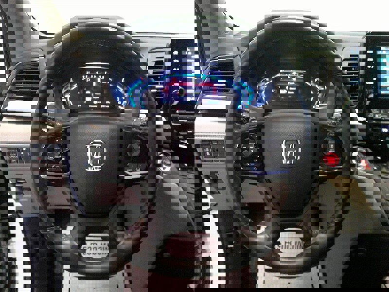 Used 2018 Honda Odyssey EX-L image 8