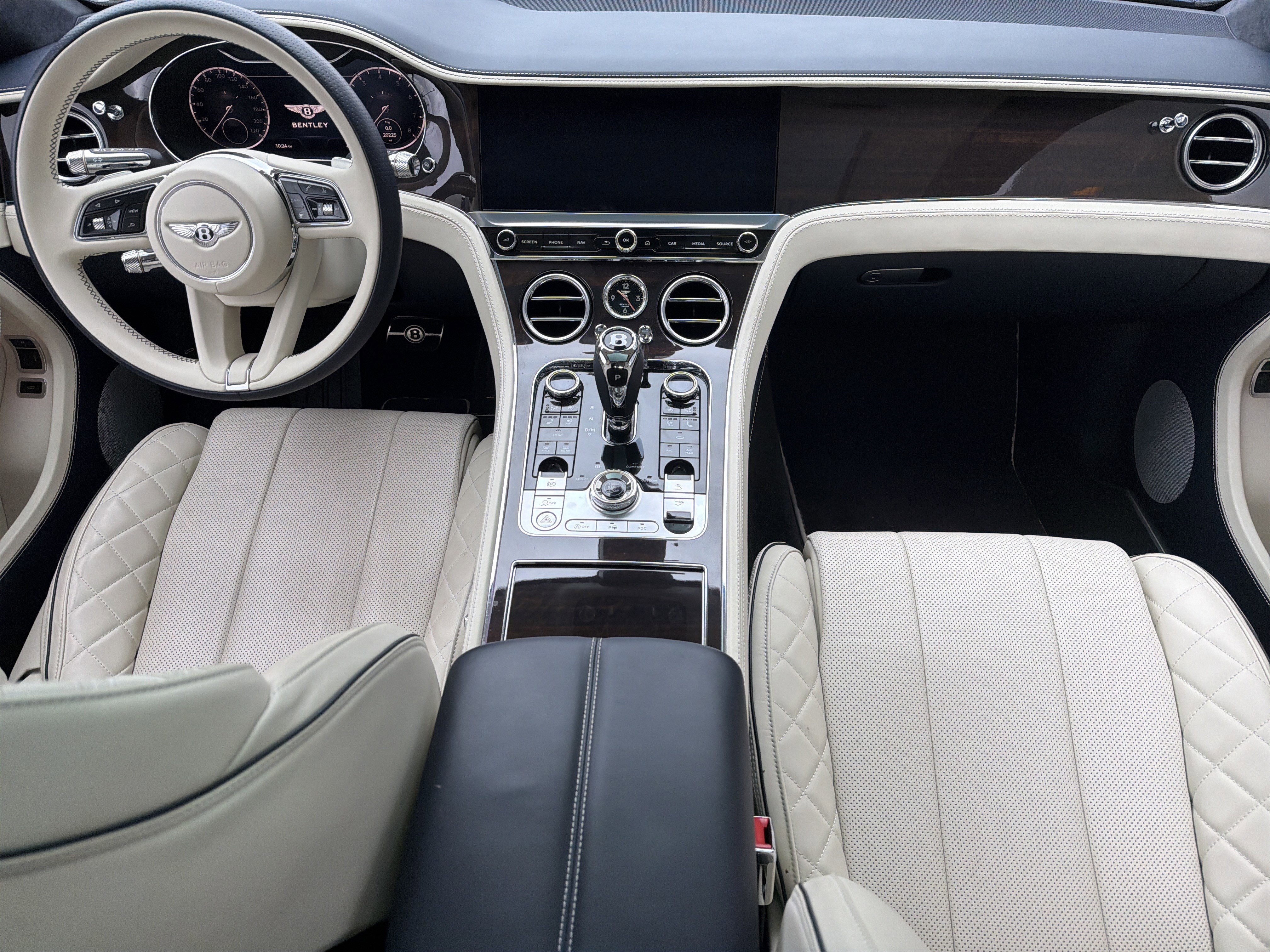 Used 2022 Bentley Continental GT image 4