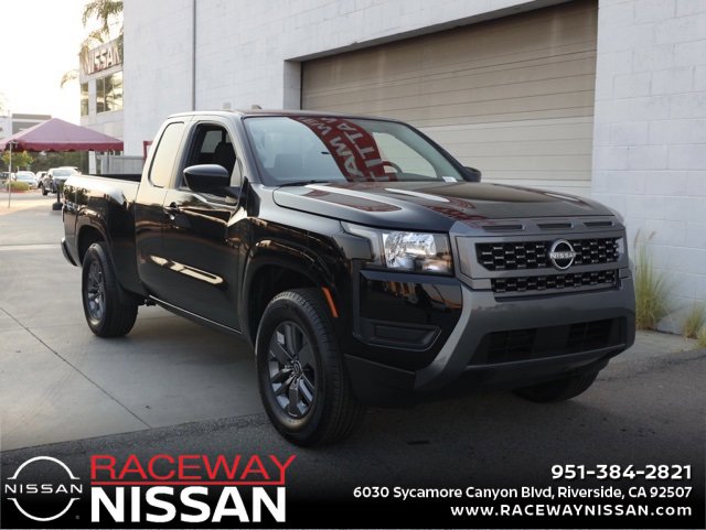 New 2025 Nissan Frontier SV