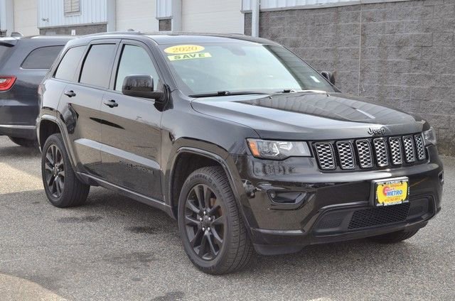 Used 2020 Jeep Grand Cherokee Altitude image 2