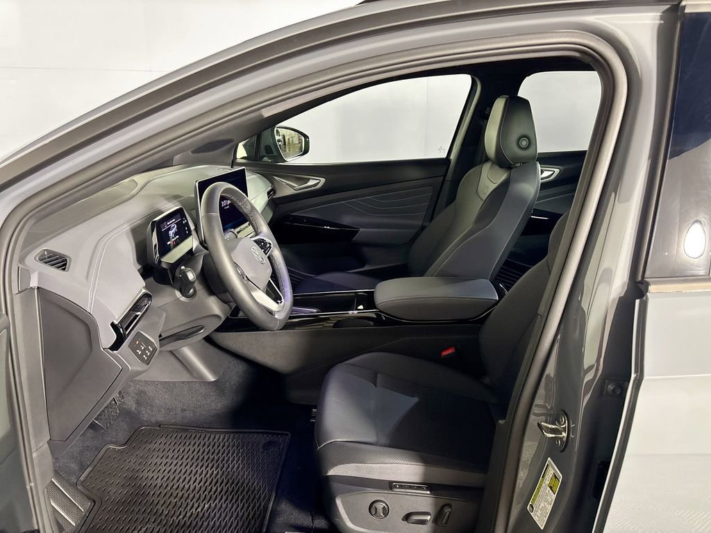 Certified 2025 Volkswagen ID.4 Pro S image 11