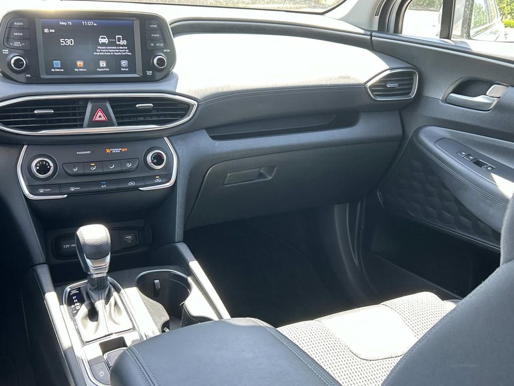 Used 2020 Hyundai Santa Fe SE FWD image 22