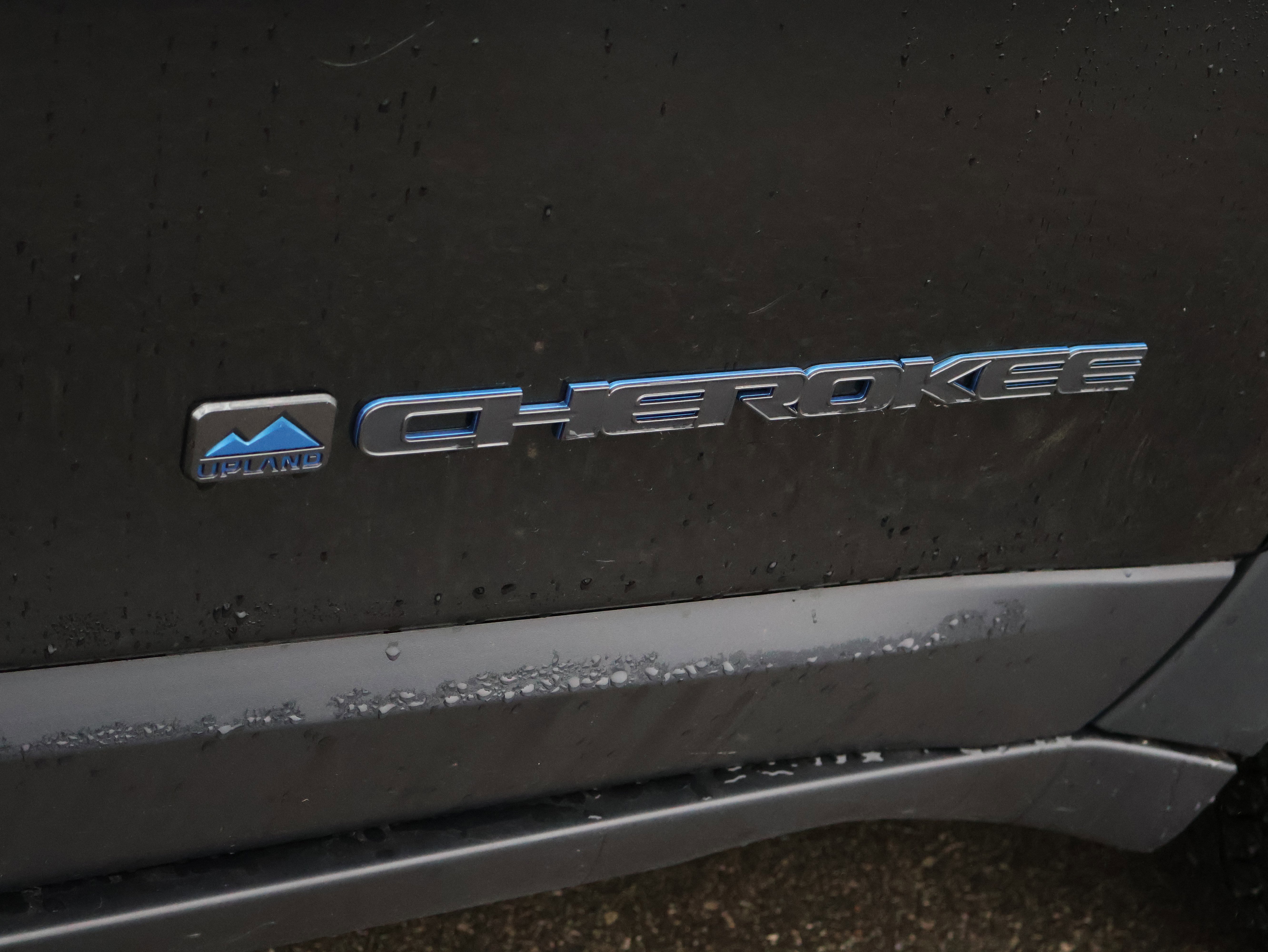 Used 2020 Jeep Cherokee Latitude image 9