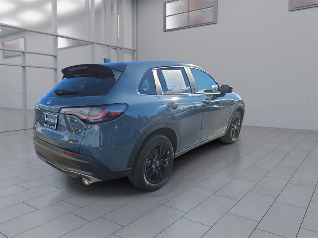 Certified 2026 Honda HR-V Sport image 9