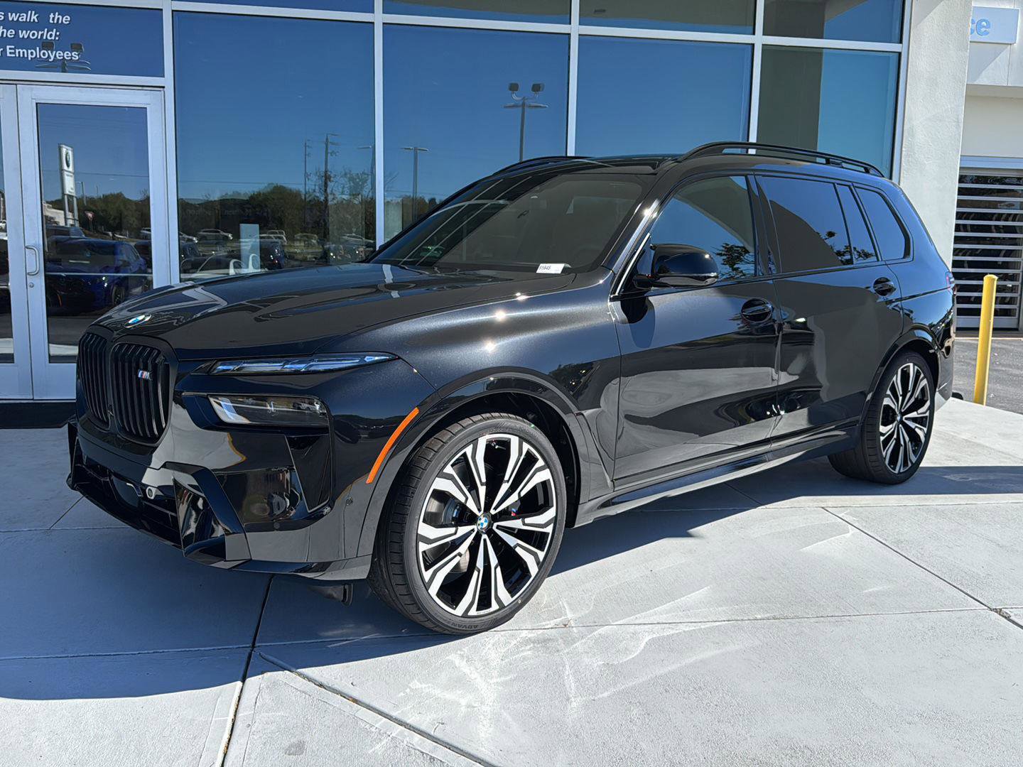 New 2026 BMW X7 M60i video 1