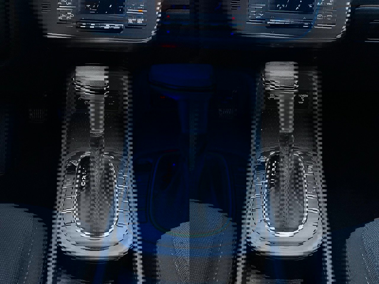 Used 2025 Hyundai Kona SEL image 23