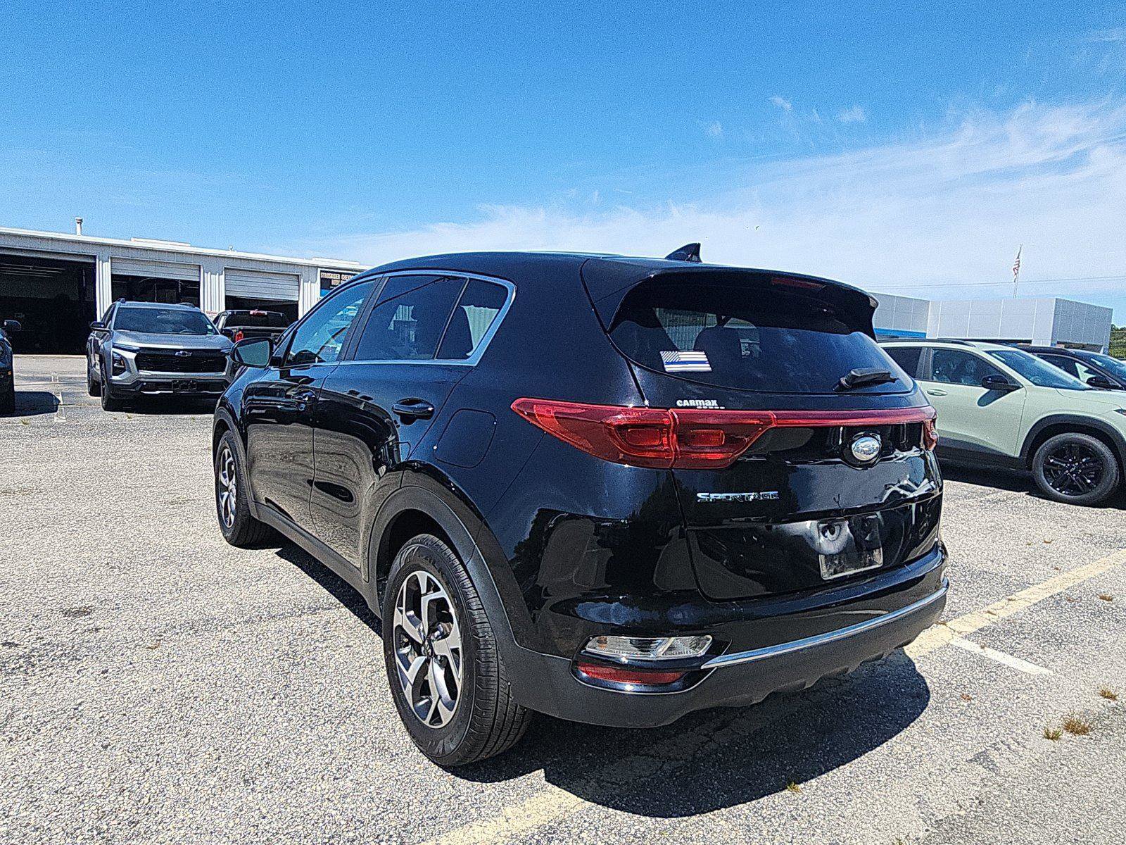 Used 2020 Kia Sportage LX FWD image 3