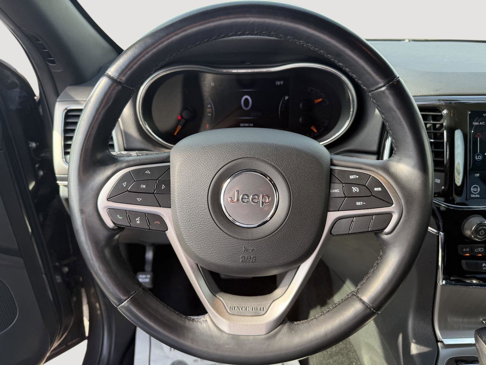 Used 2021 Jeep Grand Cherokee Limited image 13