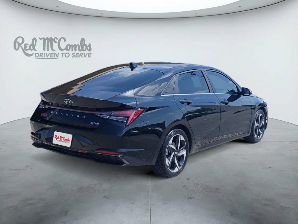 Used 2022 Hyundai Elantra Limited w/ Cargo Package FWD image 5