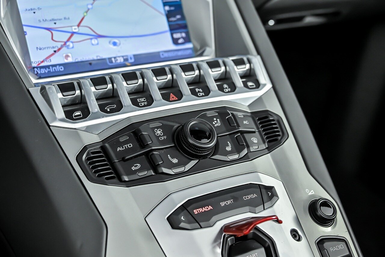 Used 2014 Lamborghini Aventador LP 700-4 AWD/4WD image 30