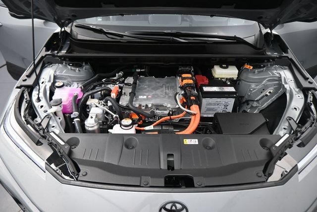 New 2026 Toyota C-HR AWD/4WD image 10