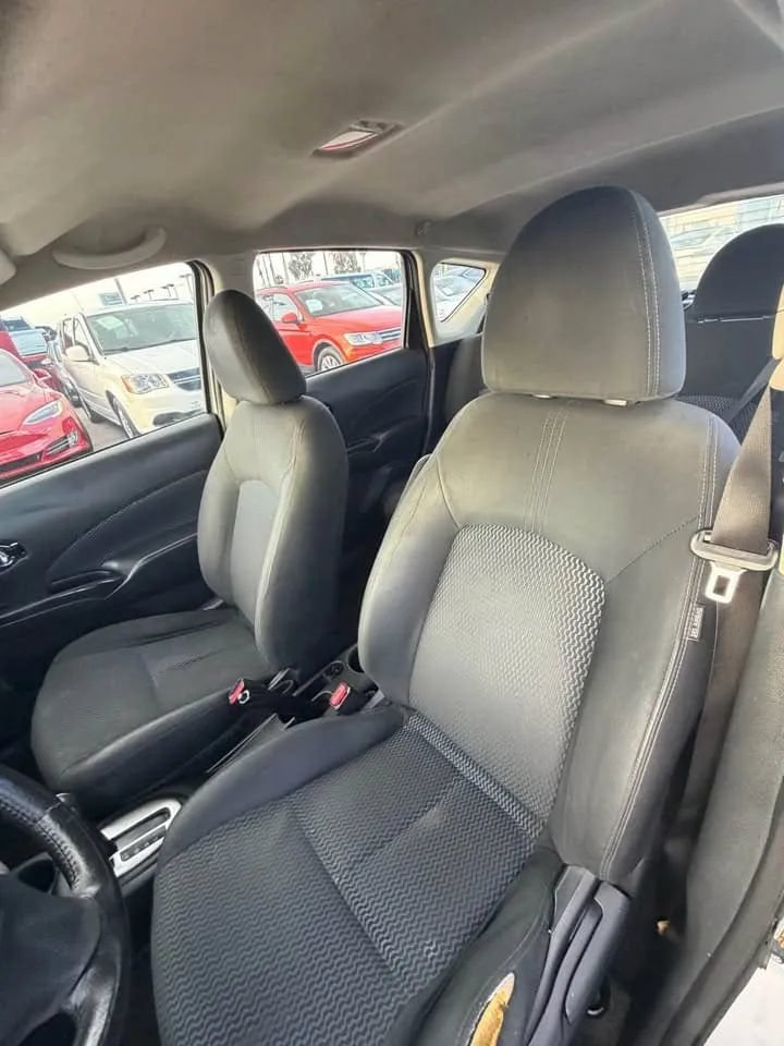 Used 2017 Nissan Versa Note SV FWD image 7