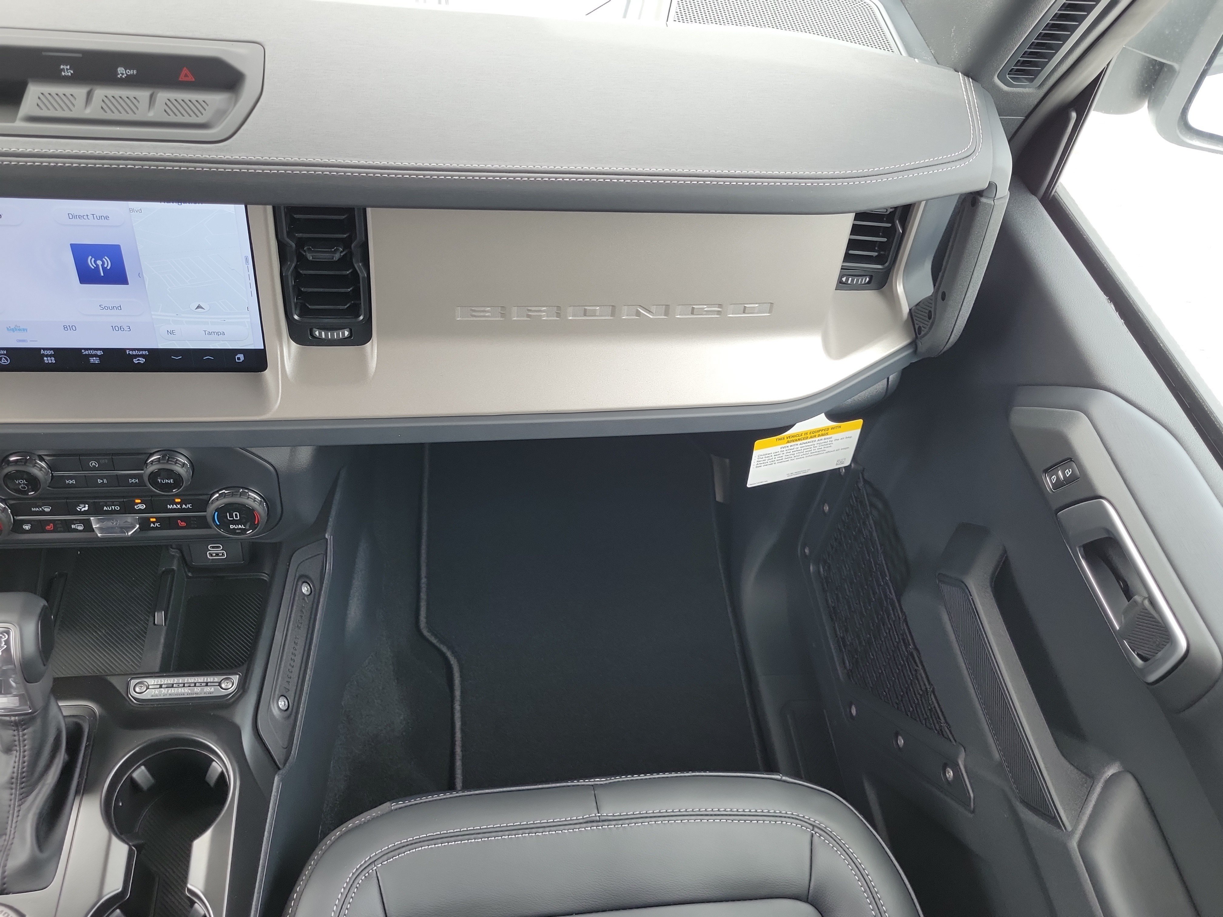 New 2026 Ford Bronco Outer Banks AWD/4WD image 13