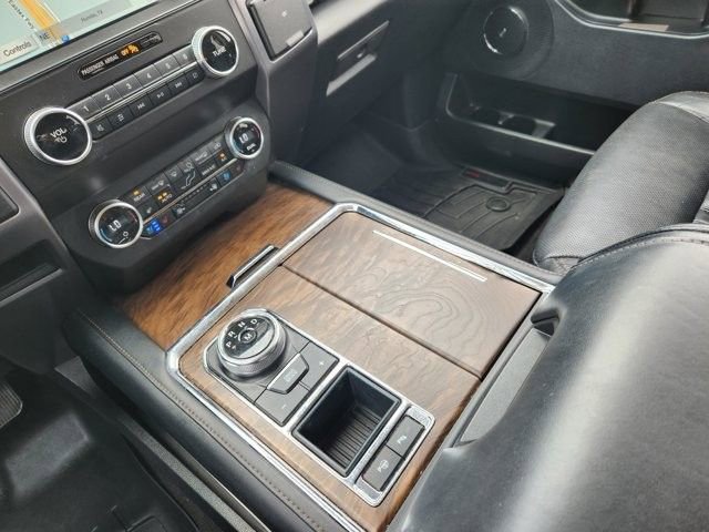 Used 2019 Ford Expedition Max Platinum RWD image 17
