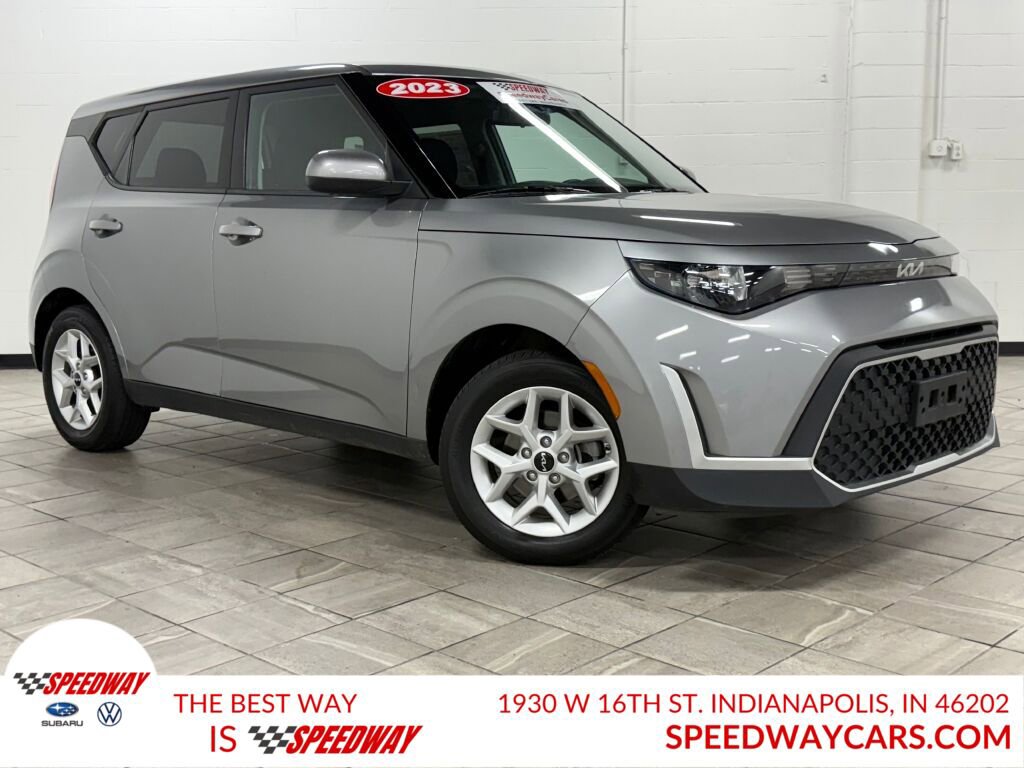 Used 2023 Kia Soul LX w/ Option Group 015