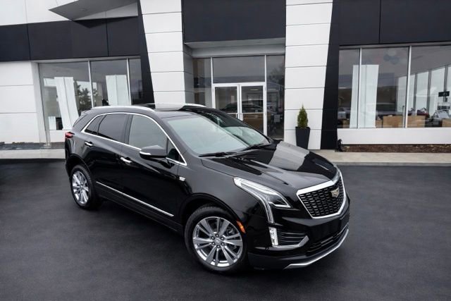 Used 2023 Cadillac XT5 Premium Luxury w/ Platinum Package image 2