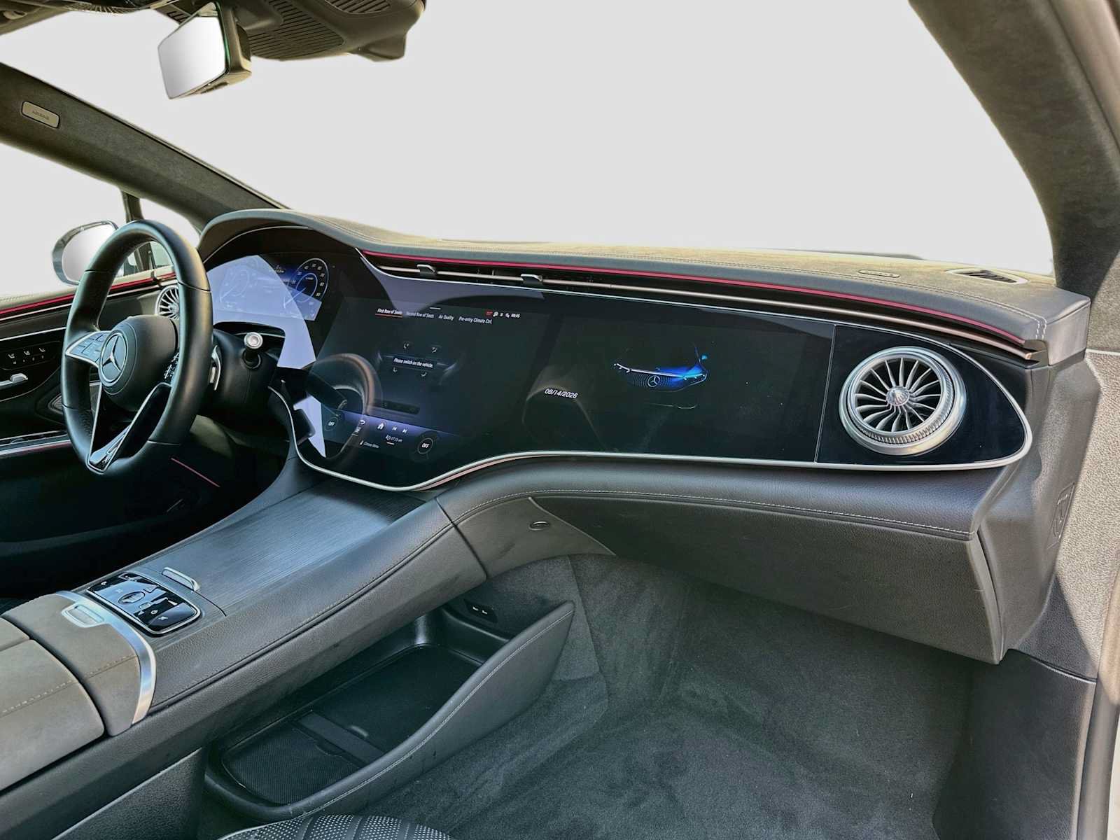 Used 2023 Mercedes-Benz EQS 580 4MATIC Sedan image 31