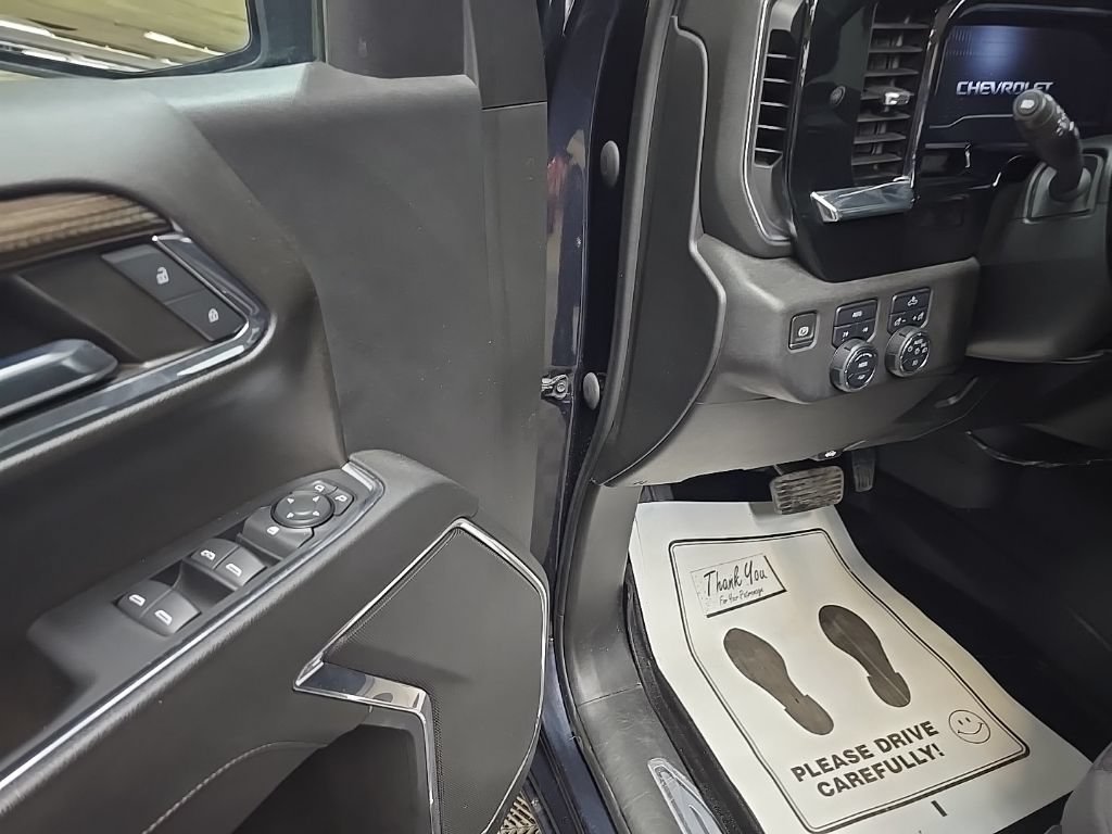 Used 2023 Chevrolet Silverado 1500 RST AWD/4WD image 30