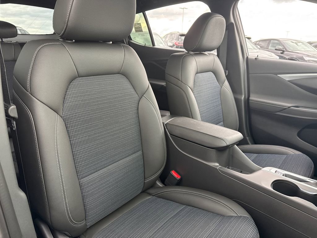 New 2026 Buick Envista Preferred FWD image 35