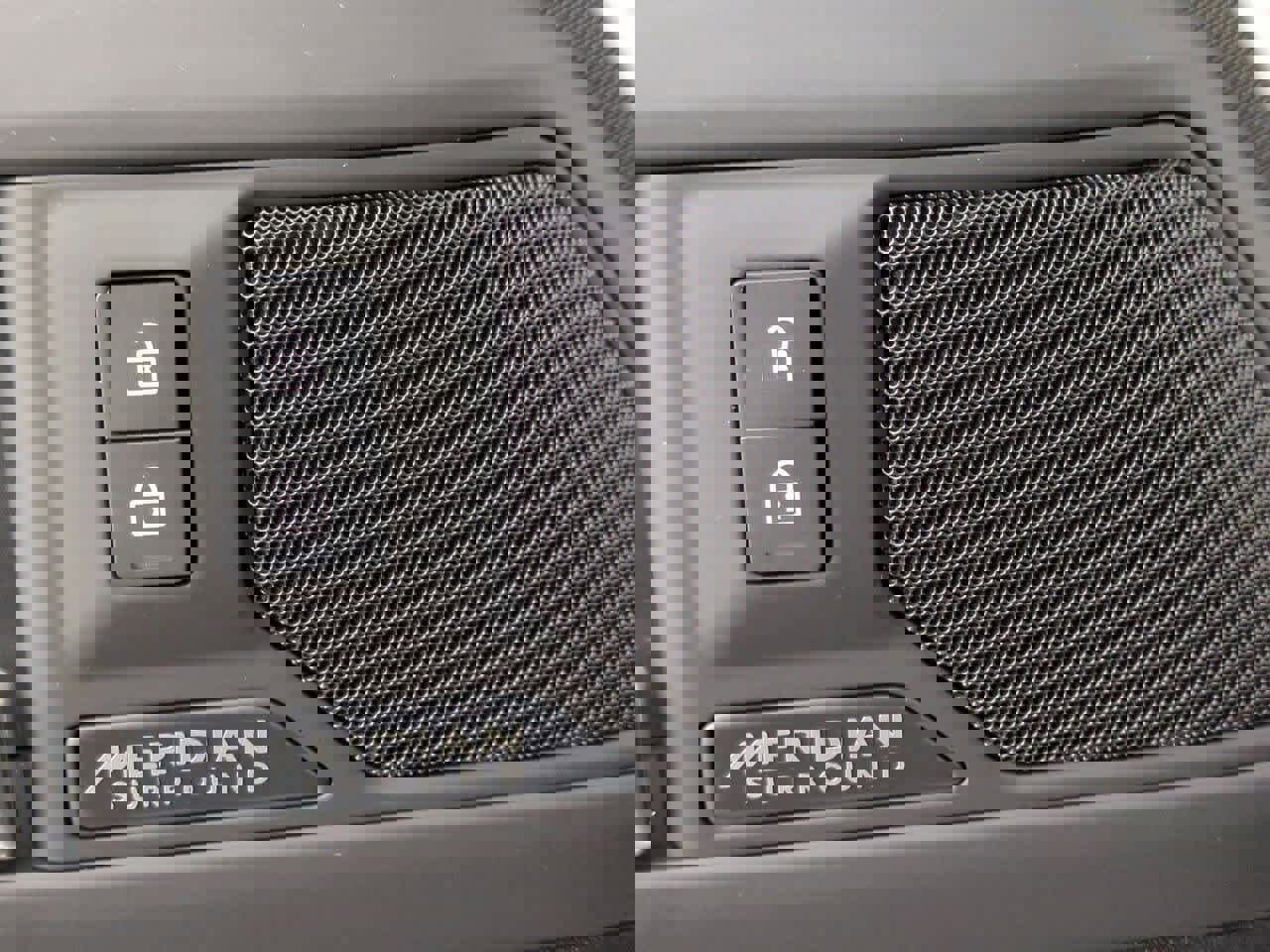 New 2026 Land Rover Defender 110 X-Dynamic SE image 32