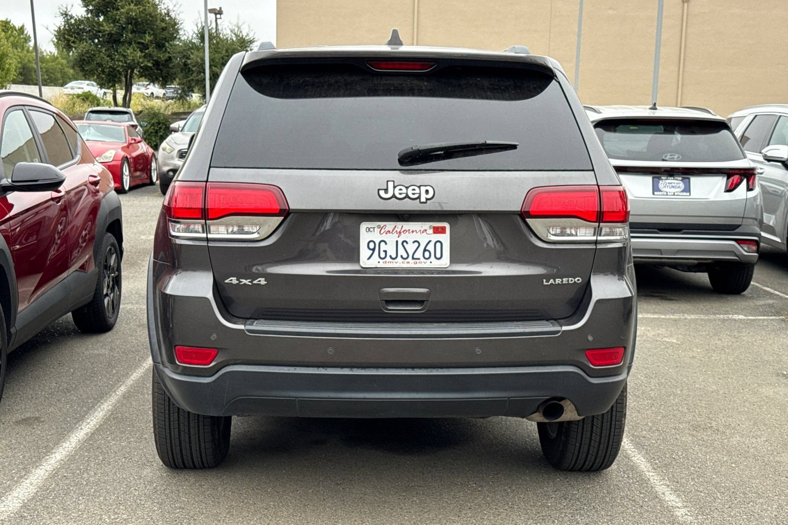 Used 2021 Jeep Grand Cherokee Laredo X AWD/4WD image 6