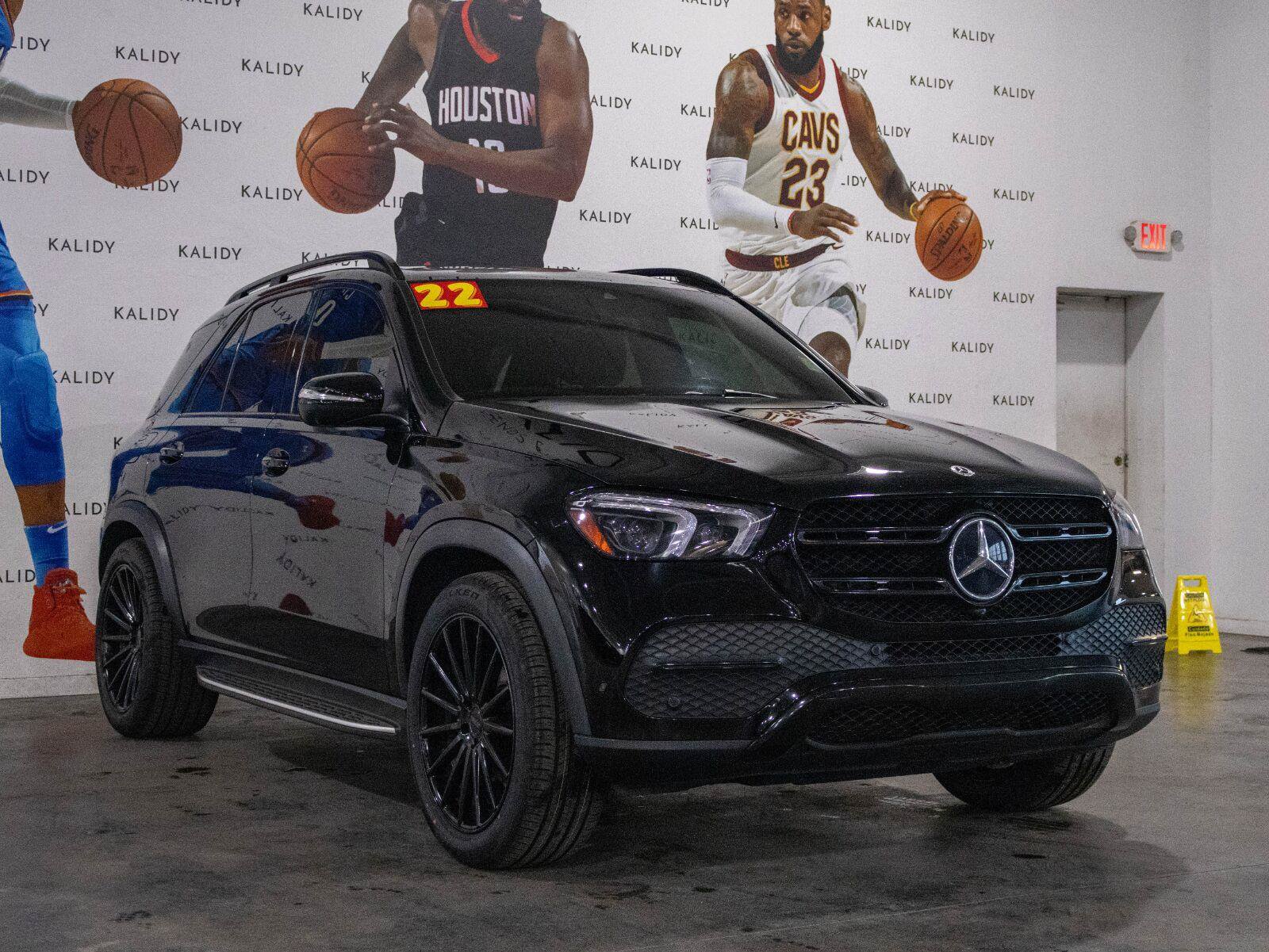Used 2022 Mercedes-Benz GLE 350 4MATIC w/ Premium Package image 20