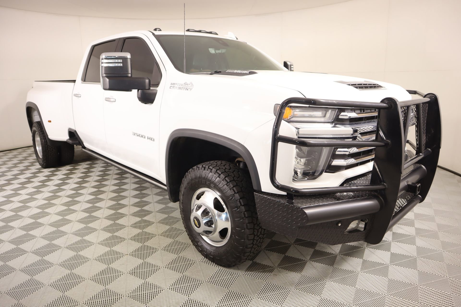 Used 2023 Chevrolet Silverado 3500 High Country